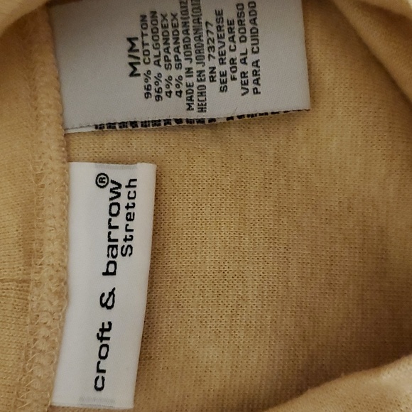 Croft & Barrow Bundle of 2 Tan Mock Stretch & Pink Turtlenecks - Size Medium - Picture 11 of 11